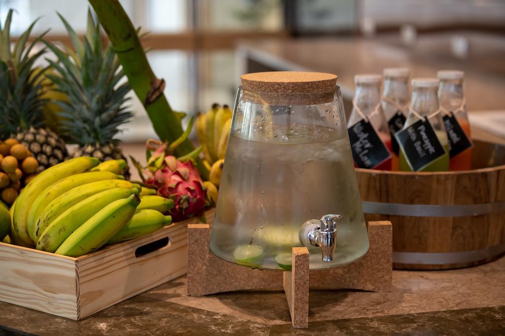 Jasmine 59 Hotel Bangkok Zewnętrze zdjęcie A water dispenser