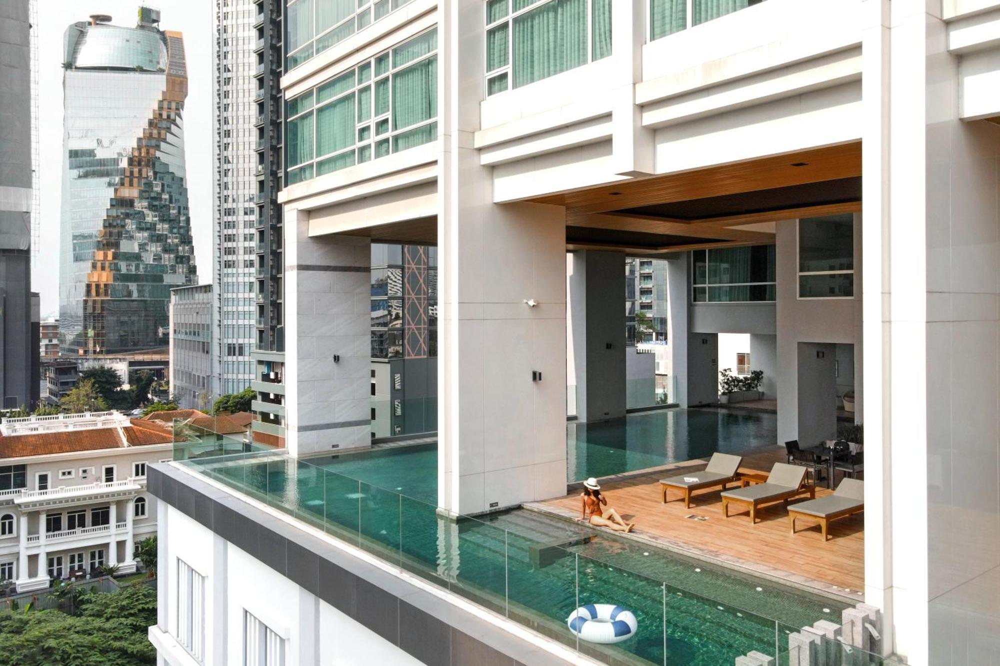 Jasmine 59 Hotel Bangkok Zewnętrze zdjęcie The swimming pool at the 13th floor